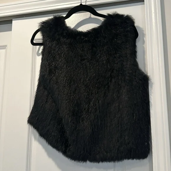 LAST CALL! 525 America Luxe Fur Vest - Picture 2 of 5